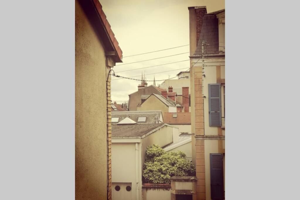 Apartamento Les Etapes Chartraines Parking Wifi Jaccuzi Chartres Exterior foto