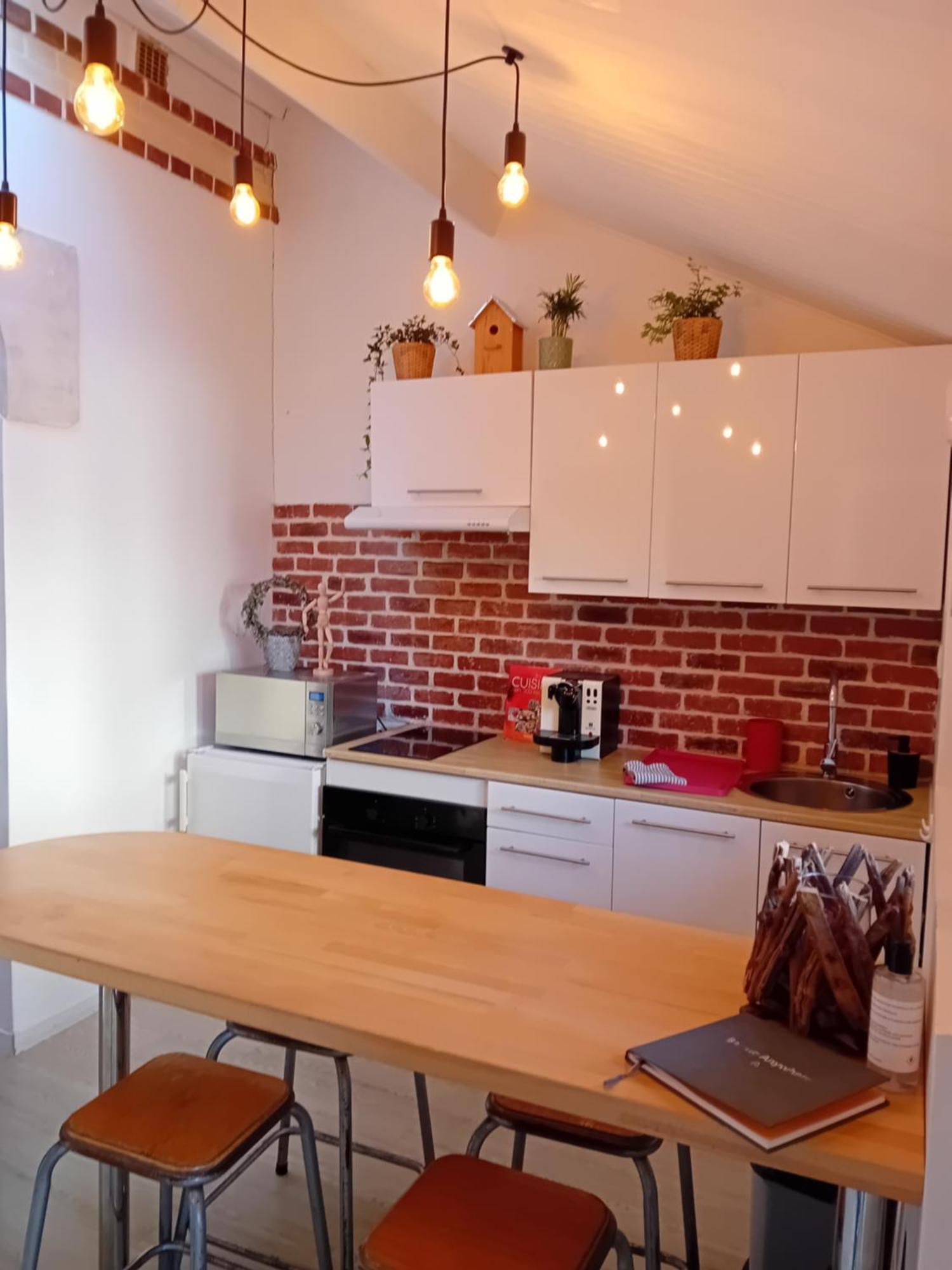 Apartamento Les Etapes Chartraines Parking Wifi Jaccuzi Chartres Exterior foto
